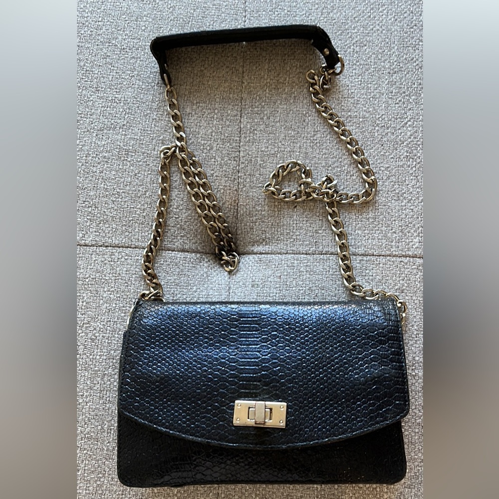 Authentic uterique crossbody bag